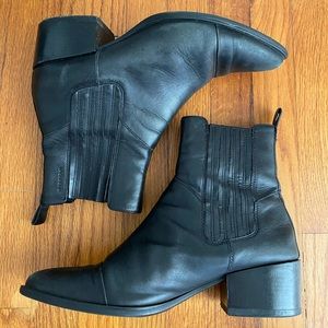 Vagabond Marja Toe Cap Booties